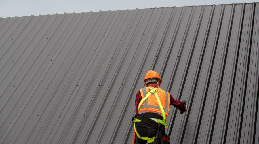 Professional gutter cleaning in Inkster, ND